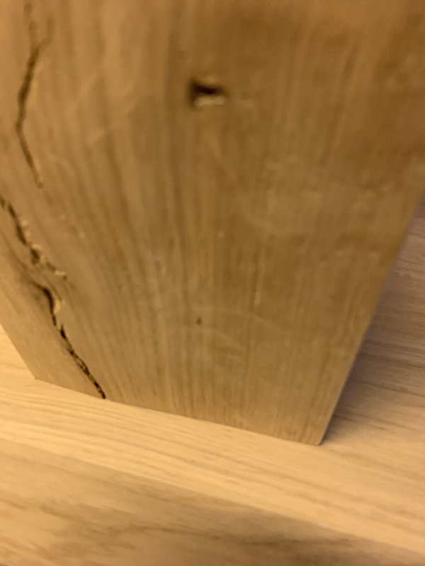 Woodjuu Toilettenpapierhalter Massiv Holz Eiche Säule inkl. Bodenplatte 65 cm Halter/Rundstab Eiche
